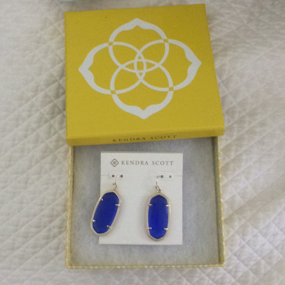 Kendra Scott ELLE earrings in cobalt
